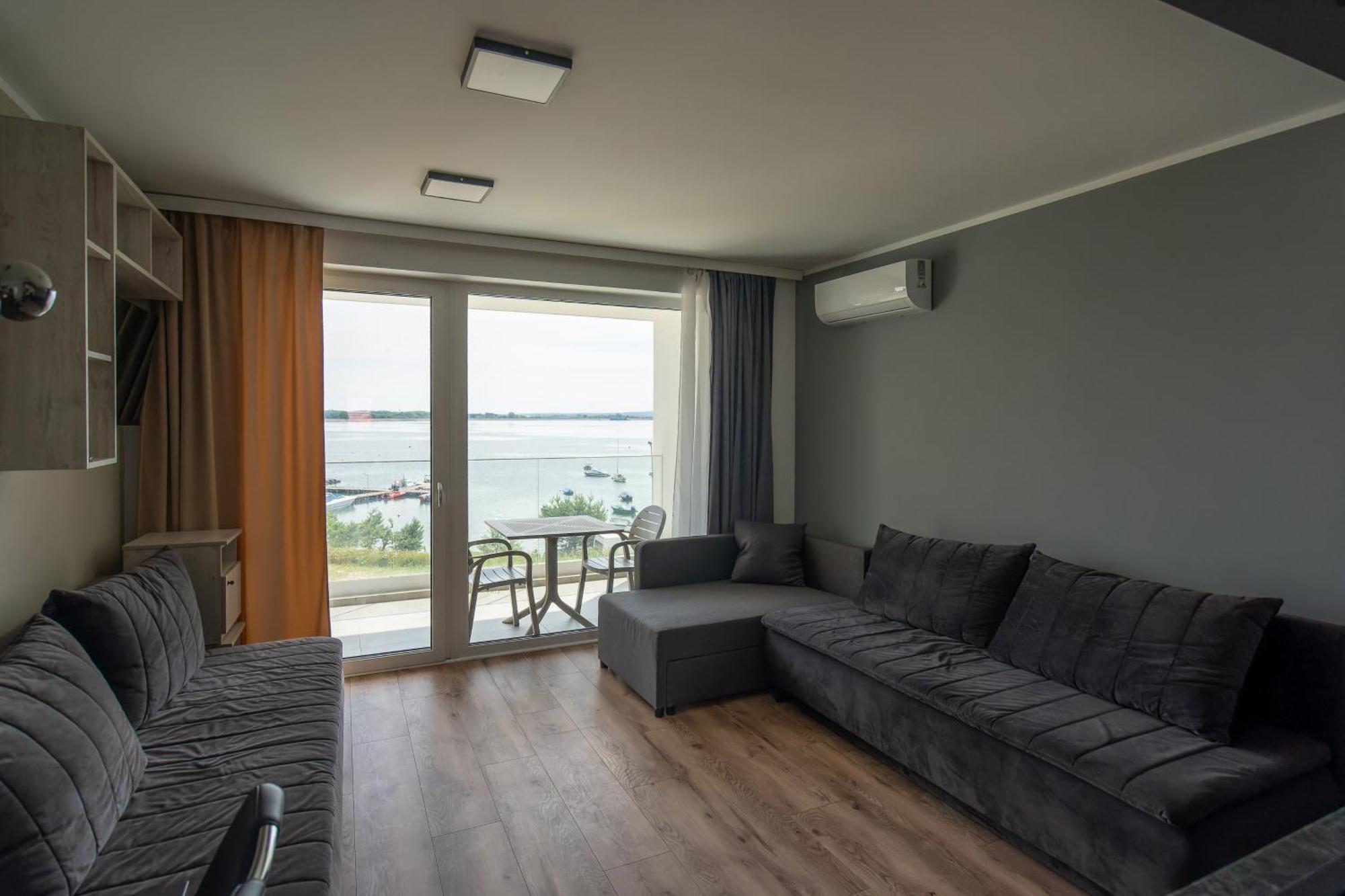 Ow Mewa Domki Apartamenty Nad Jeziorem Ниса Екстер'єр фото